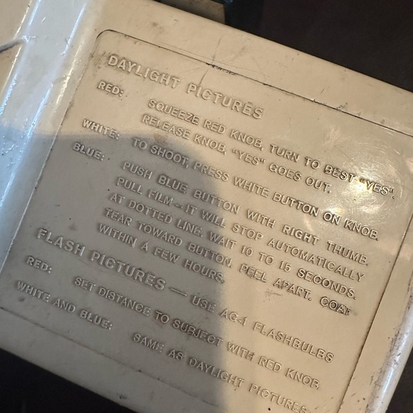 Vintage Polaroid camera - Picture 6 of 9